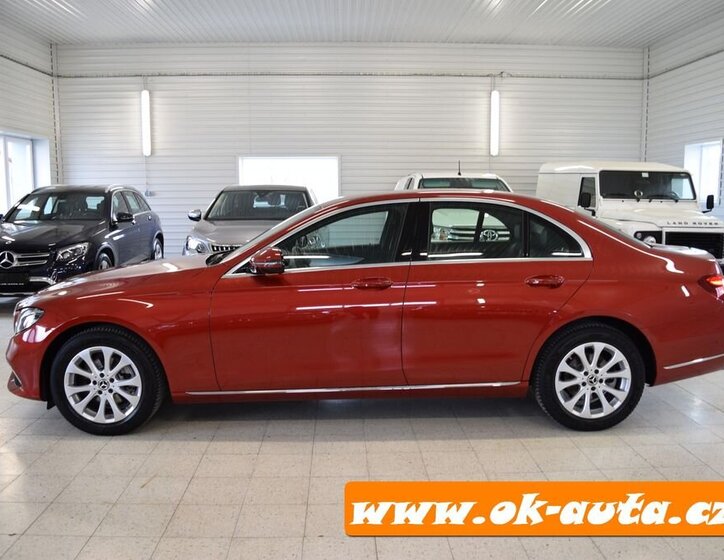 Mercedes-Benz Třídy E Sedan 0,0 110 kw