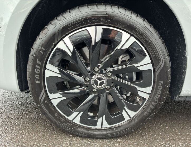 Mercedes-Benz Třídy V 26