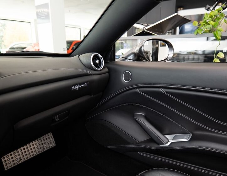 Ferrari California Kabriolet 3,9 l 412 kw