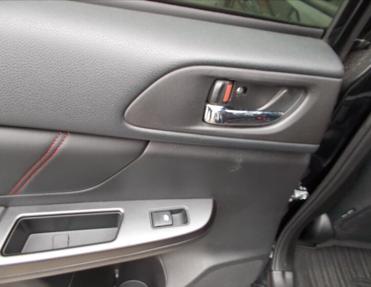 Subaru WRX Sedan 2,5 l 227 kw