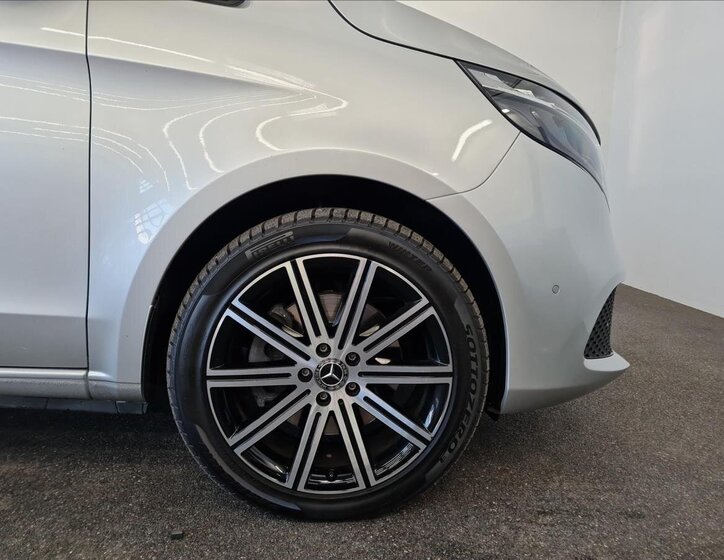 Mercedes-Benz Třídy V MPV 2,0 l 174 kw