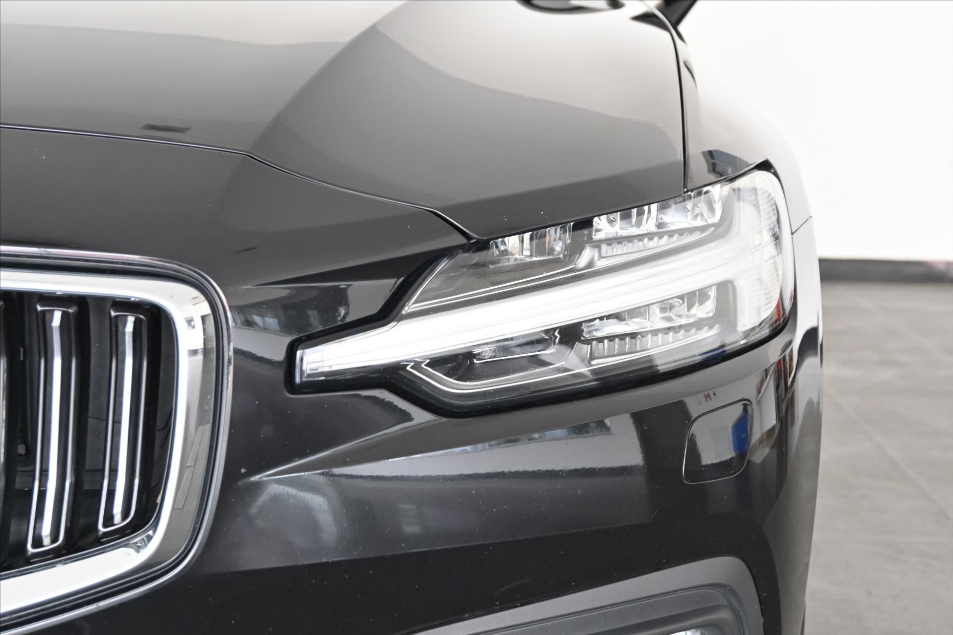 Volvo V60 Kombi 2,0 l 145 kw