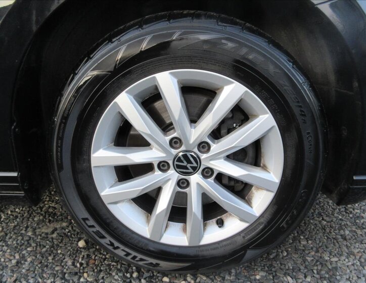 Volkswagen Passat Kombi 2,0 l 110 kw