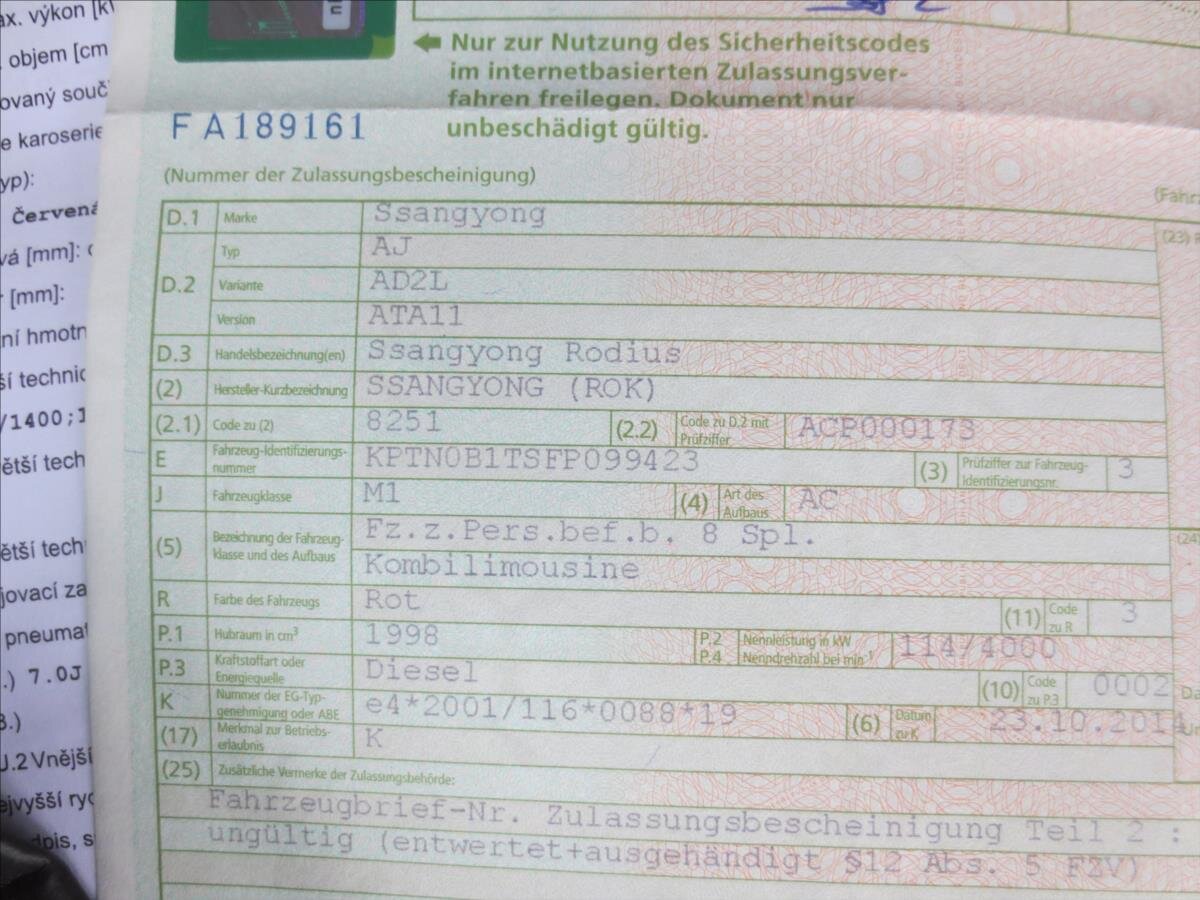 SsangYong Rodius VAN-Minibus 2,0 l 114 kw