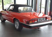 Alfa Romeo Spider 8