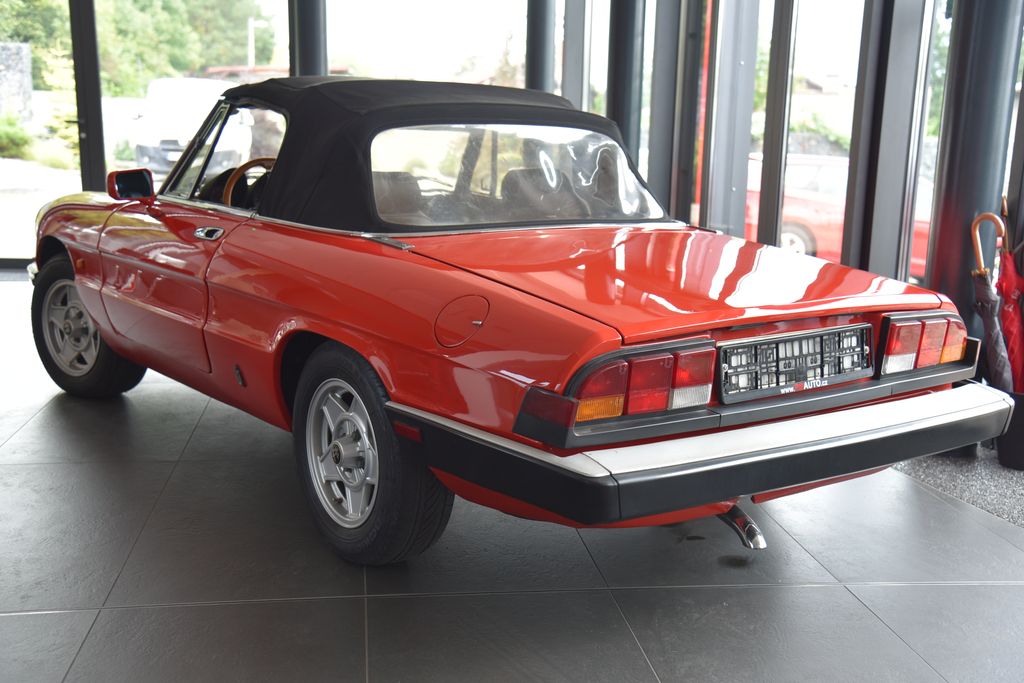 Alfa Romeo Spider