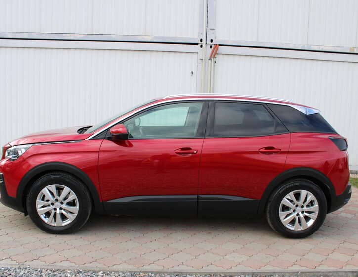 Peugeot 3008 SUV / Terénní 1,5 l 96 kw