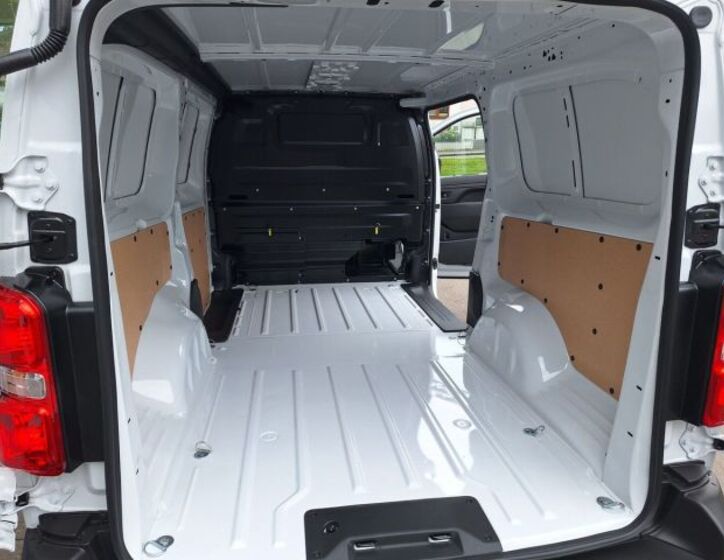 Peugeot Expert Skříň 2,0 l 106 kw