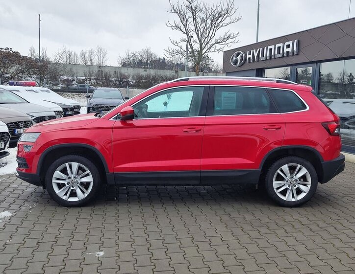 Škoda Karoq SUV 1,5 l 110 kw