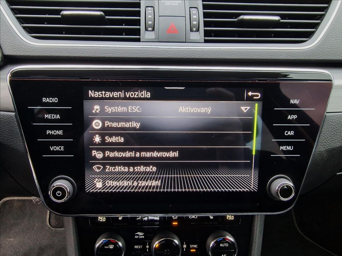 Škoda Superb Kombi 1,5 l 110 kw