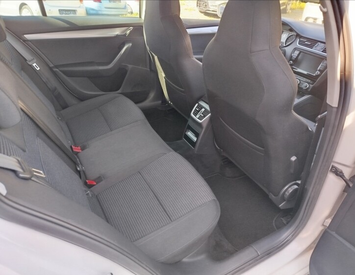 Škoda Octavia 32