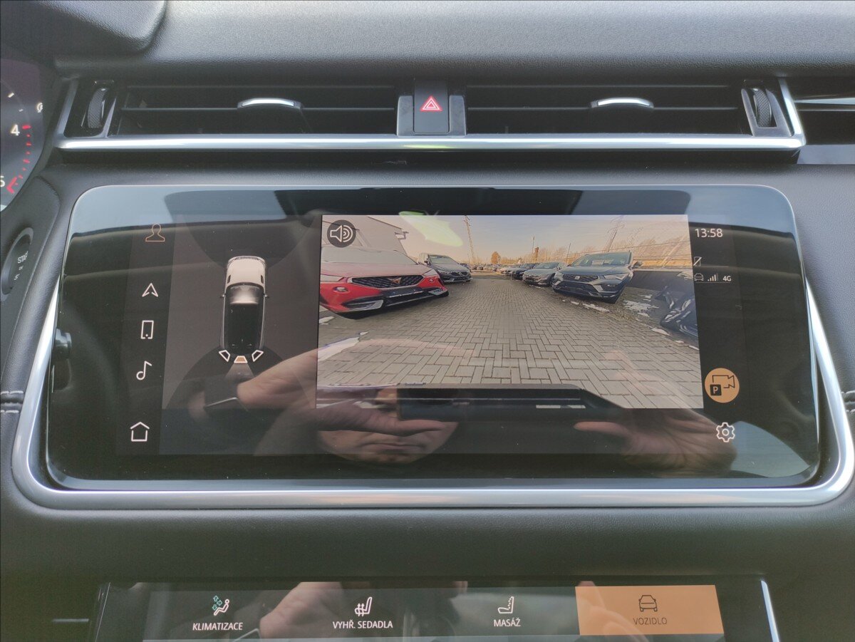 Land Rover Range Rover Velar SUV / Terénní 3,0 l 221 kw