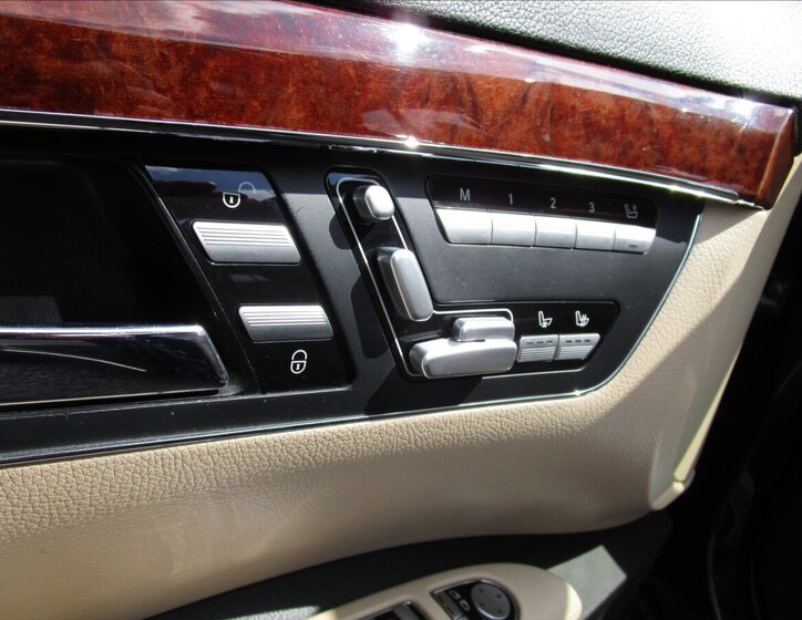 Mercedes-Benz Třídy S Sedan / Limuzína 4,0 l 235 kw