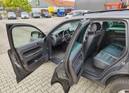 Volkswagen Touareg 8