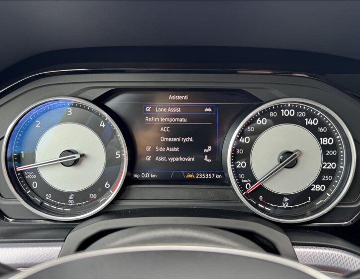 Volkswagen Touareg Kombi 3,0 l 210 kw