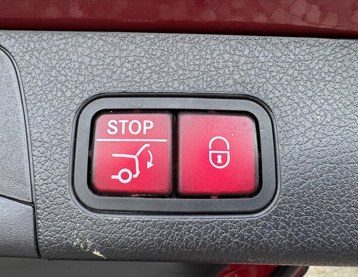 Mercedes-Benz GLB 24