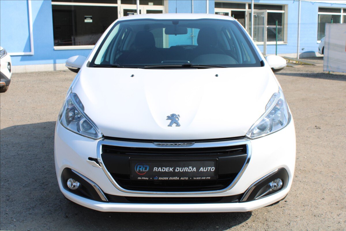 Peugeot 208 Hatchback 1,2 l 60 kw