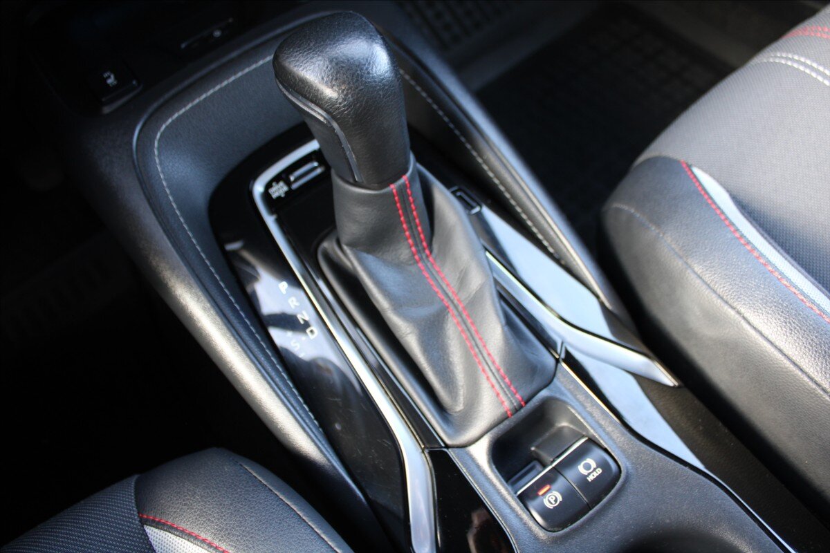 Toyota Corolla Kombi 2,0 l 112 kw