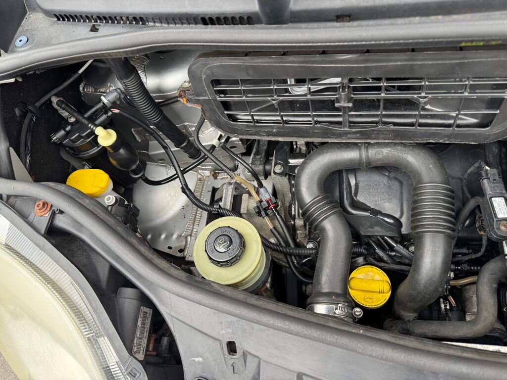 Opel Vivaro VAN / Minibus 2,0 l 84 kw