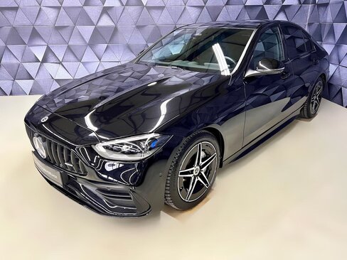 Mercedes-Benz Třídy C Sedan 2,0 l 190 kw