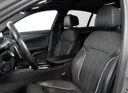 BMW Řada 5 Sedan / Limuzína 4,4 l 390 kw