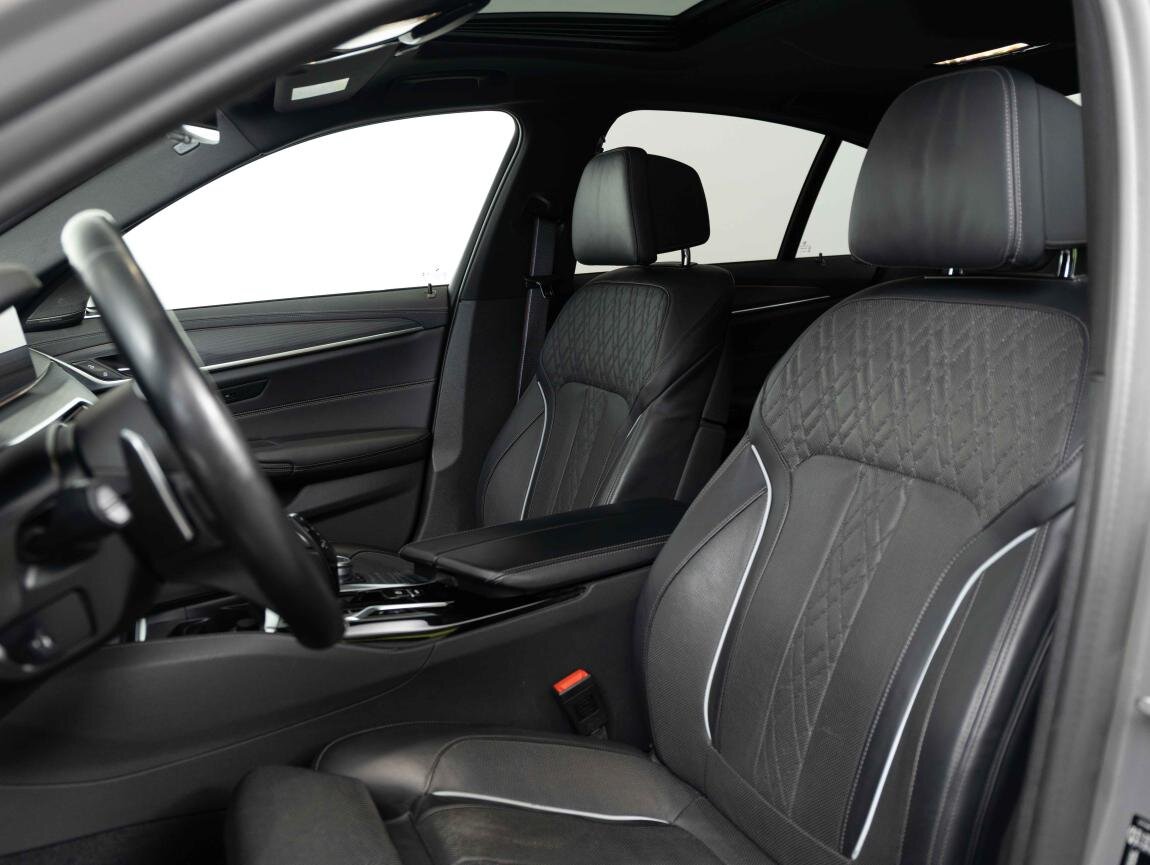 BMW Řada 5 Sedan / Limuzína 4,4 l 390 kw