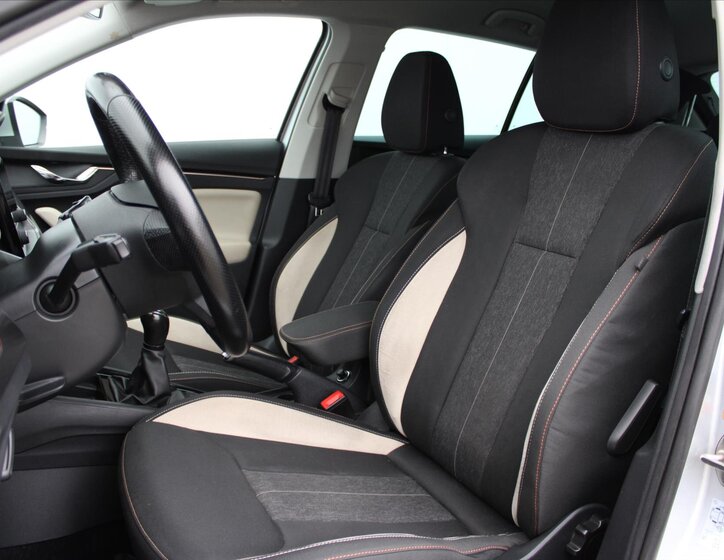 Škoda Scala Hatchback 1,6 l 85 kw