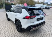 Toyota RAV4 SUV / Terénní 2,5 l 131 kw