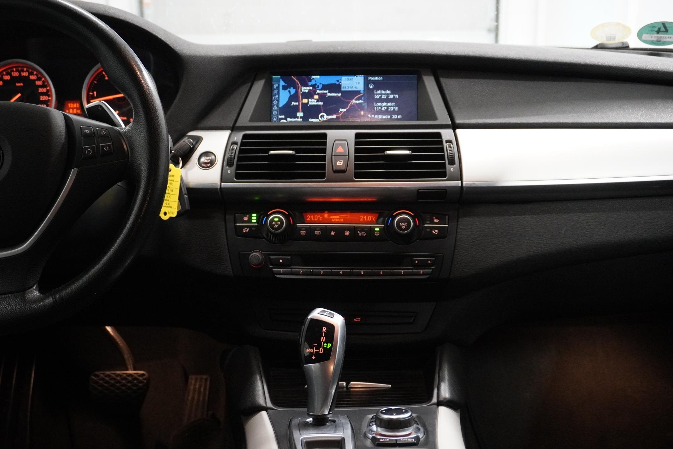 BMW X6 SUV 3,0 l 180 kw