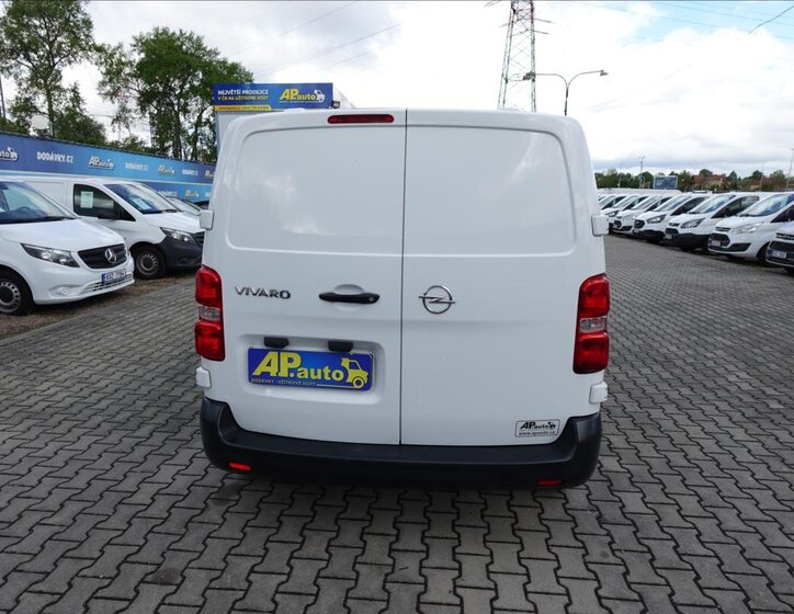 Opel Vivaro Ostatní 1,5 l 75 kw