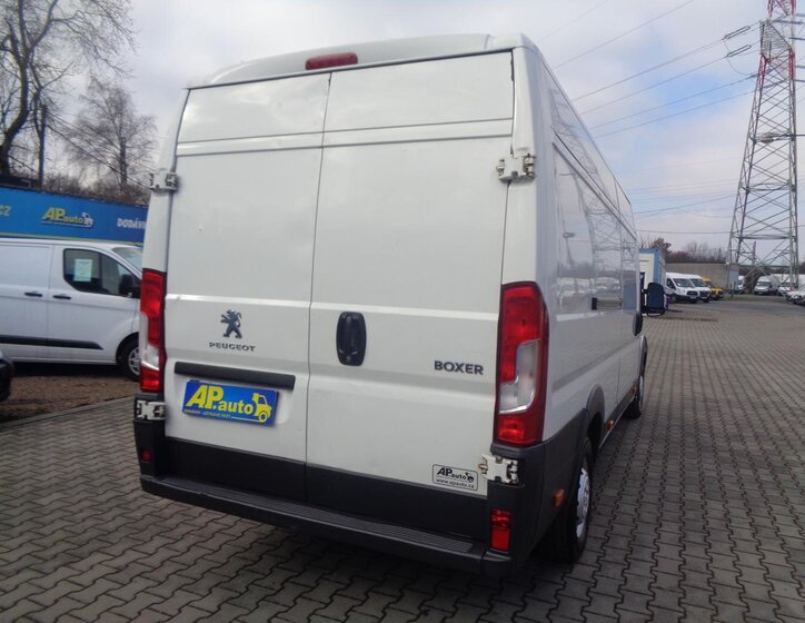 Peugeot Boxer Ostatní 2,0 l 96 kw