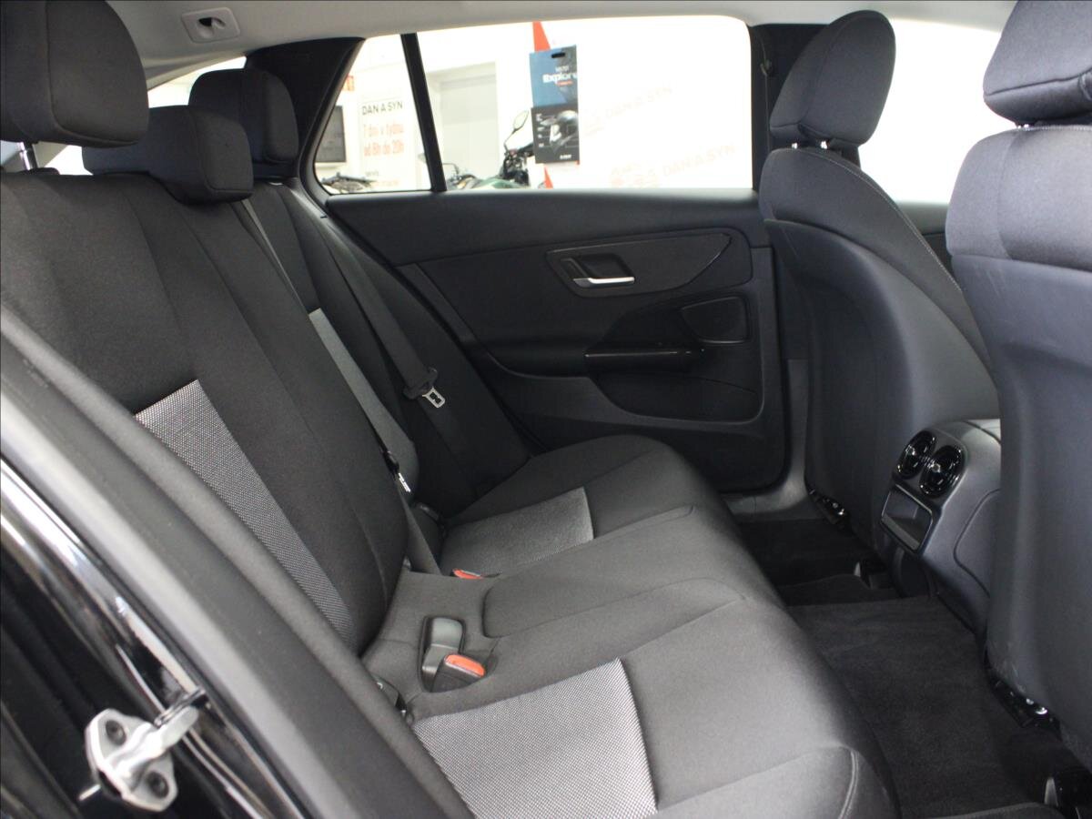 Mercedes-Benz Třídy C Kombi 2,0 l 120 kw