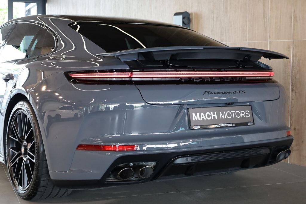 Porsche Panamera Sedan / Limuzína 4,0 l 368 kw