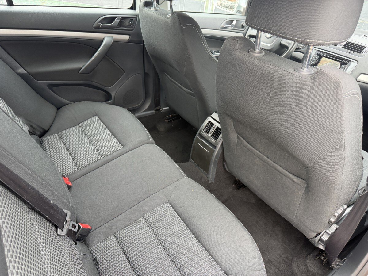 Škoda Octavia Kombi 1,6 l 77 kw