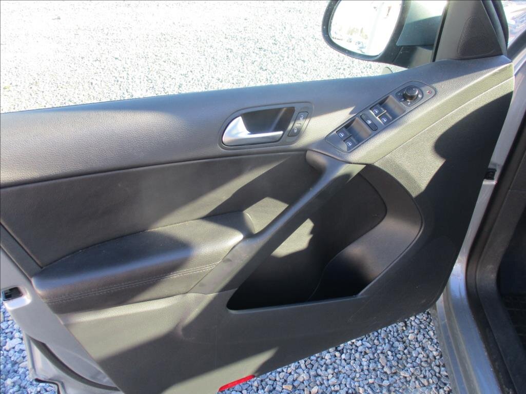 Volkswagen Tiguan SUV 2,0 l 103 kw