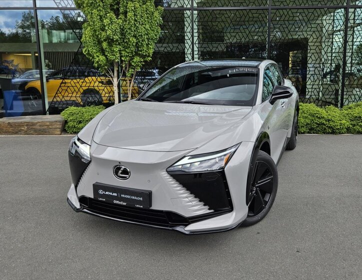 Lexus RZ 450e Kombi 0,0 301 kw