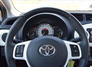 Toyota Yaris Hatchback 998,0 51 kw