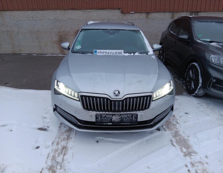 Škoda Superb 1