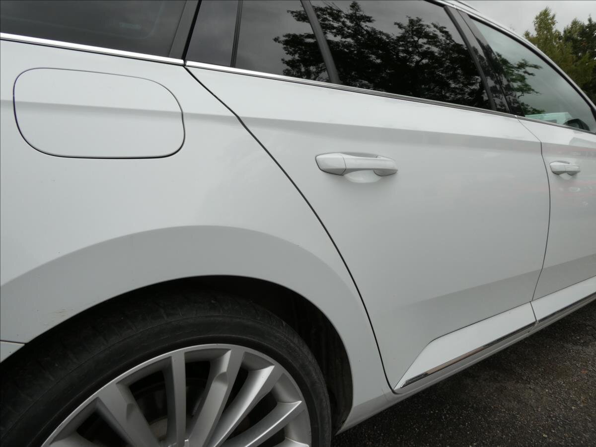 Škoda Superb Kombi 2,0 l 140 kw