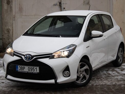 Toyota Yaris Hatchback 1,5 l 74 kw