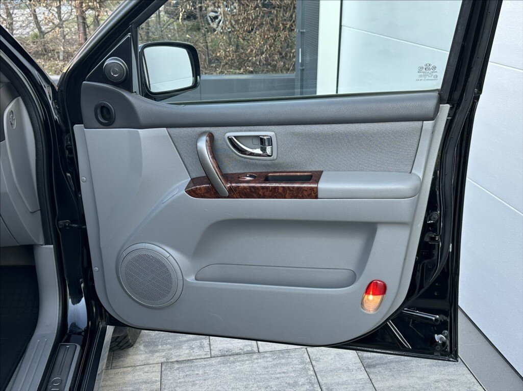 KIA Sorento SUV / Terénní 2,5 l 103 kw
