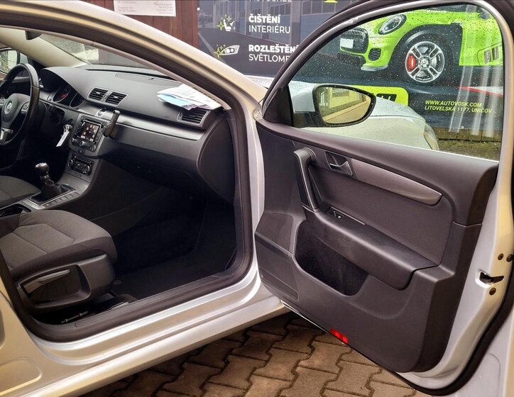 Volkswagen Passat Kombi 1,4 l 90 kw