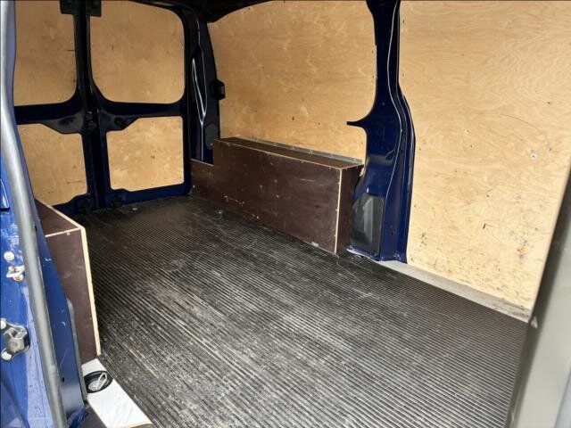 Opel Vivaro Skříň 2,0 l 90 kw