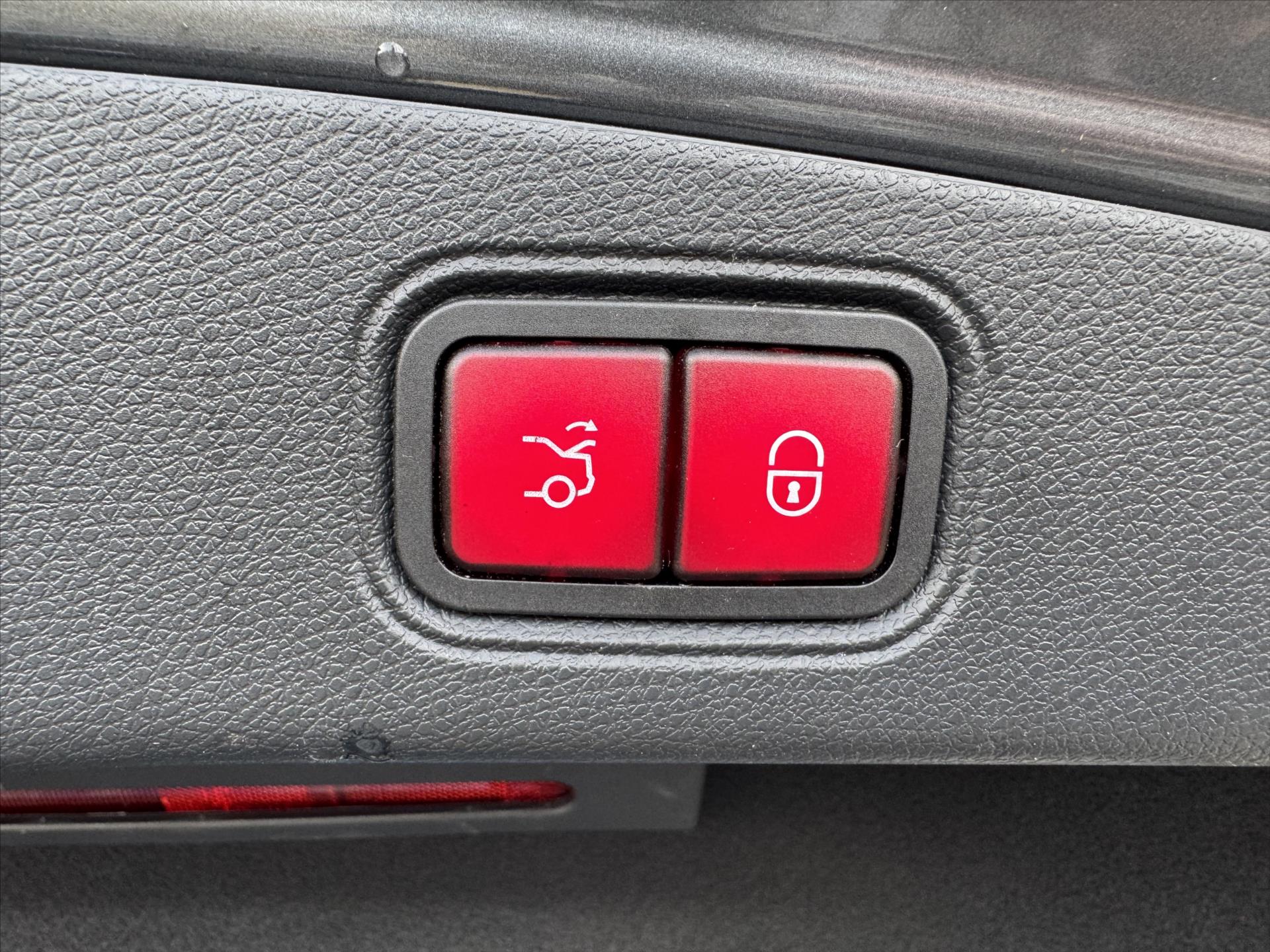 Mercedes-Benz Třídy E