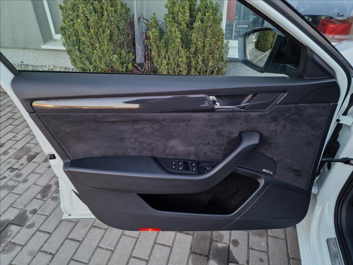 Škoda Superb Kombi 2,0 l 140 kw