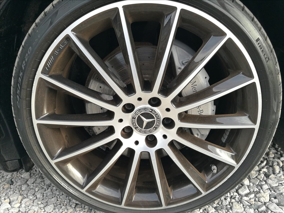 Mercedes-Benz Třídy E Kombi 2,0 l 180 kw