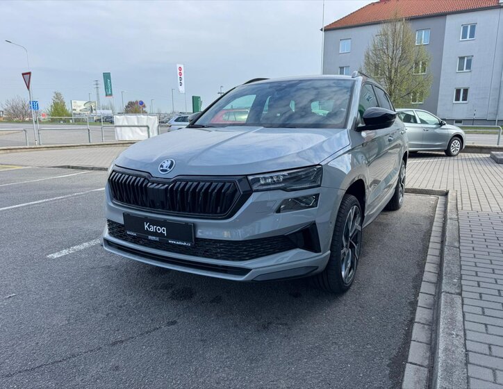 Škoda Karoq SUV / Terénní 1,5 l 110 kw