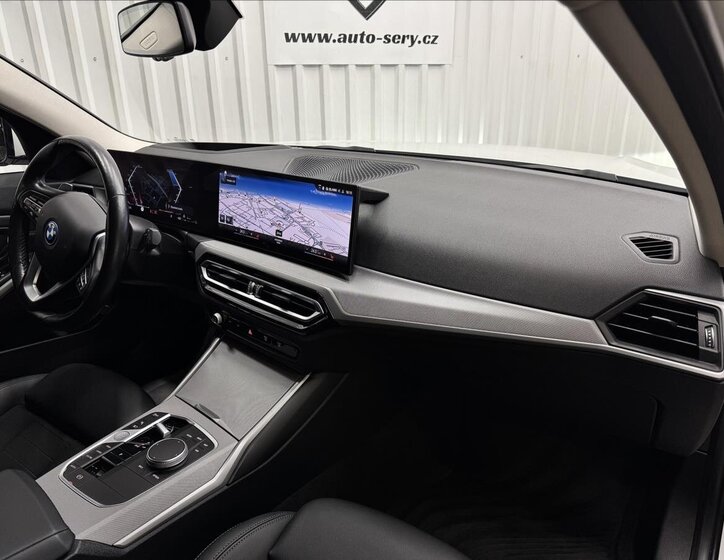 BMW Řada 3 Kombi 2,0 l 215 kw