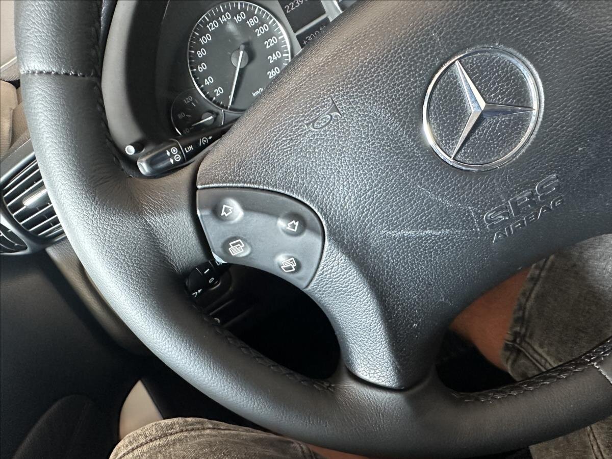 Mercedes-Benz Třídy C Kombi 2,1 l 110 kw