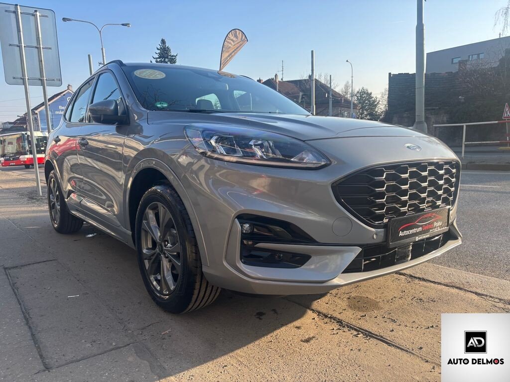 Ford Kuga SUV / Terénní 1,5 l 88 kw
